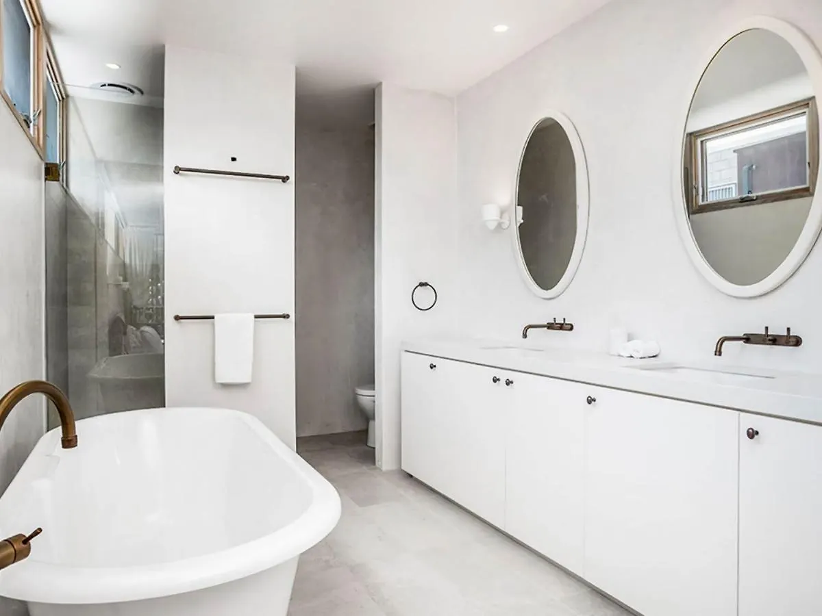 Driftwood Three At Clarkes Beach - Includes Pool Byron Bay